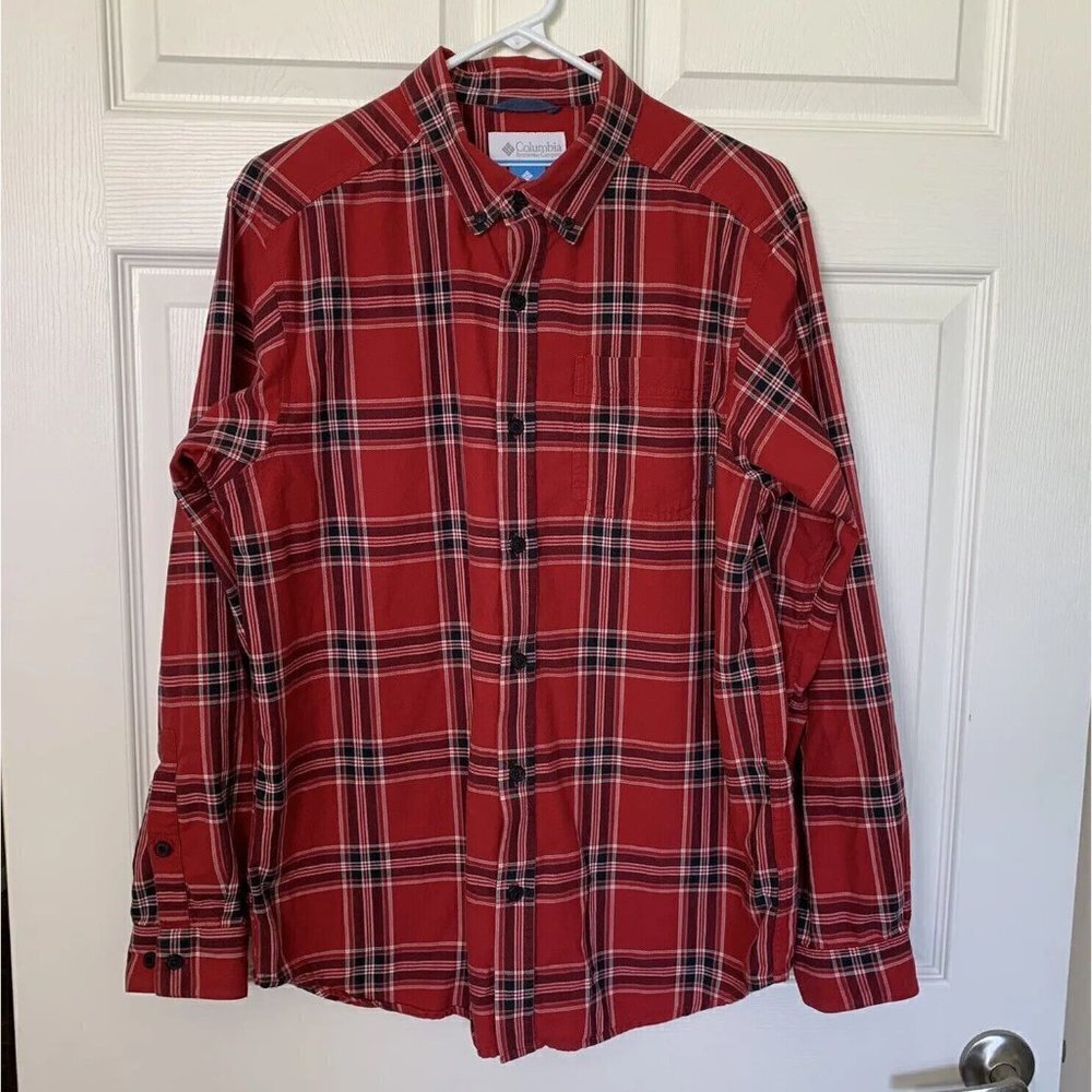 Columbia Men’s Medium Red Black White Plaid Long Sleeve Cotton Shirt